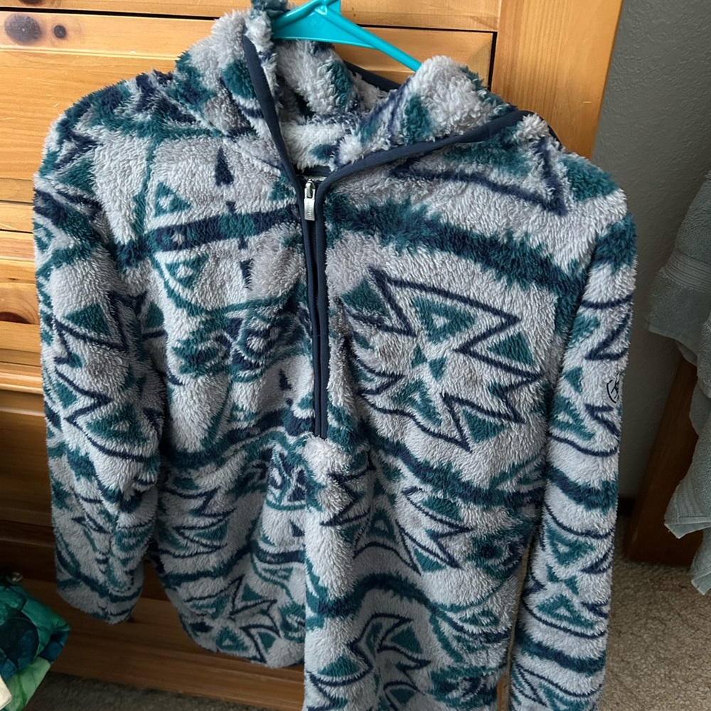 Cozy Geometric Patterned Fleece Pullover